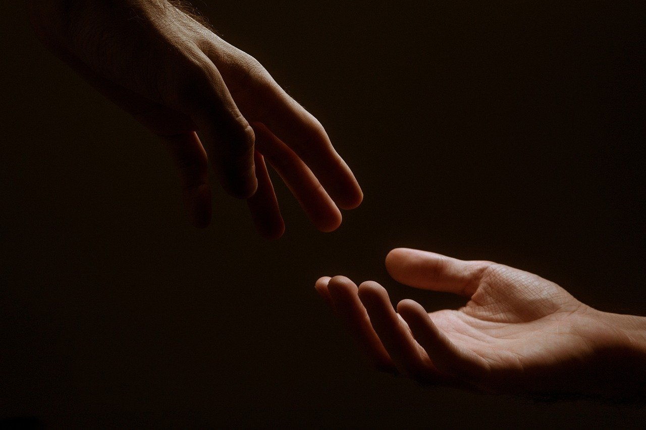 Hands 5216585 1280 Hands 5216585 1280